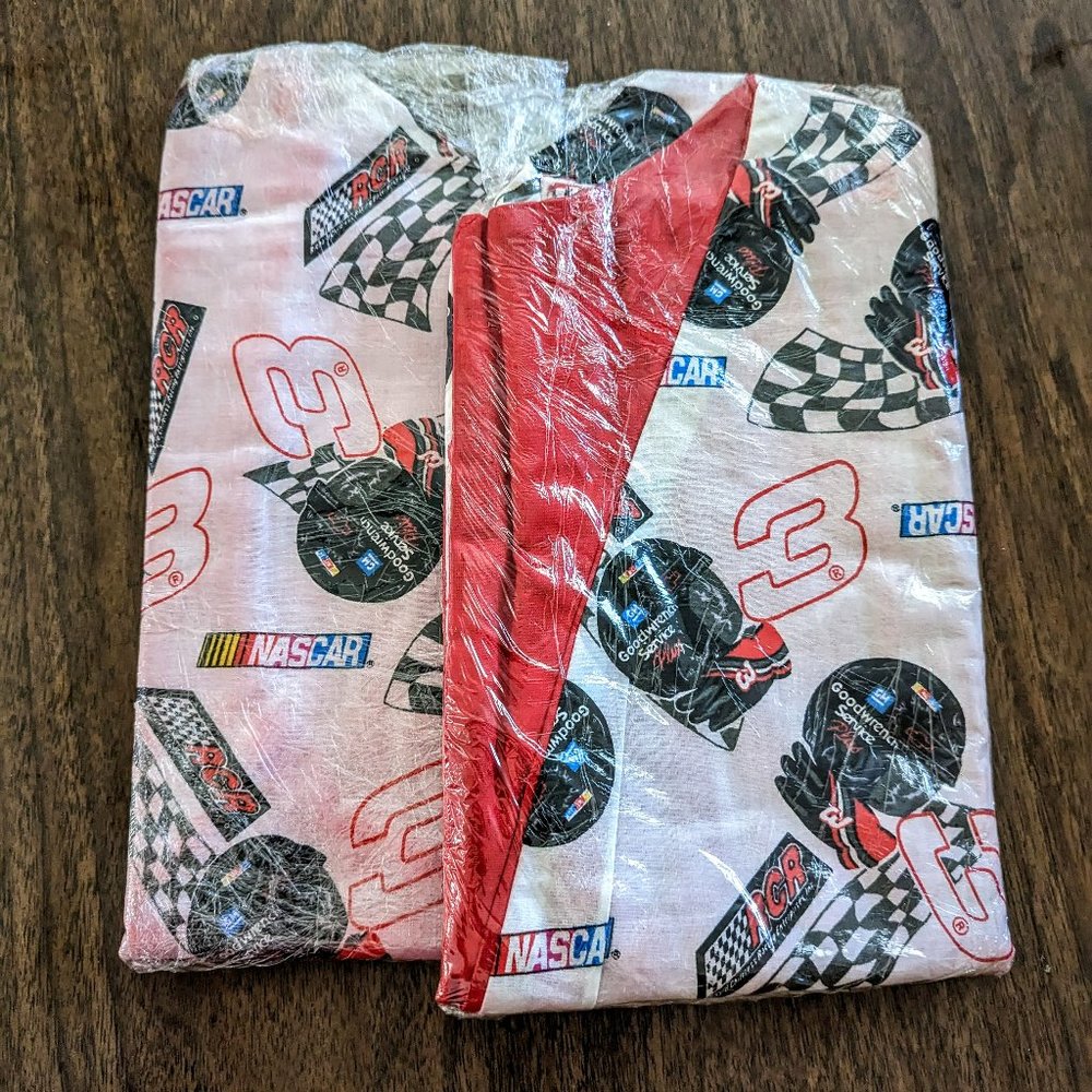 NWOT Bundle of 2 handmade Dale Earnhardt #3 vest (Unisex)